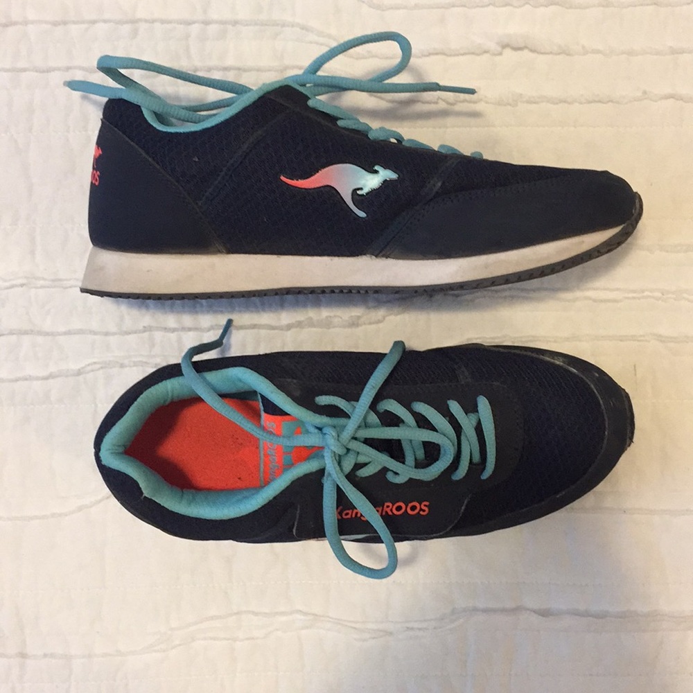 Tennis Shoes